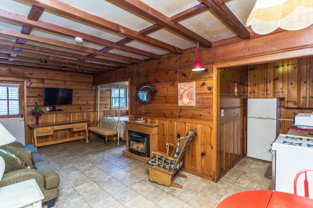 Apple Creek Cottages Прескотт Экстерьер фото